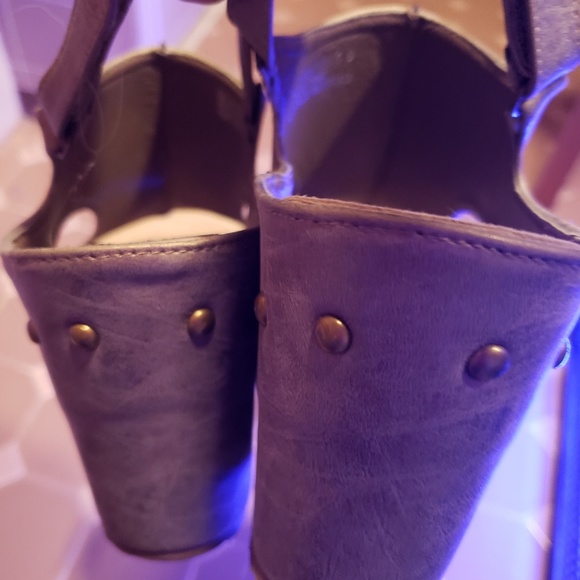 Size 9 Bronze Wedges - Picture 3 of 4